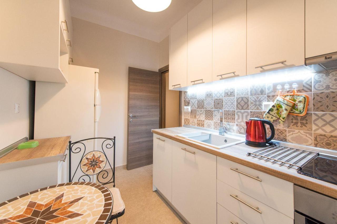 Apricot By Halu! Cozy Apt Next To Agia Sophia Metro Station Thessaloníki Luaran gambar